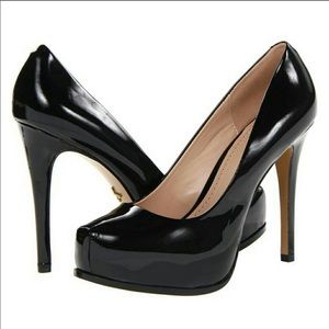 Pour la Victoire Irina Black patent stilletto pump
